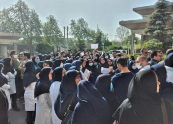Increasing Wage Suppression and Workers’ Protests in Iran: Download Zamaneh’s 24th Labor Rights Report
