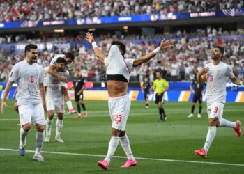 Why Do Some Iranians Celebrate the National Team’s Defeat?