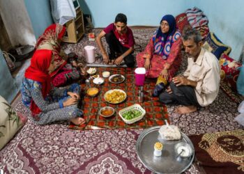 About $3 for a Day’s Labor in Iran: Less Than 250 Grams of Meat