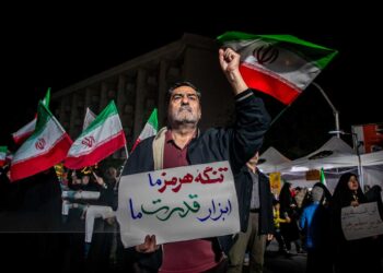 The Strait of Hormuz and the Struggle to Rule Post-Khamenei Iran