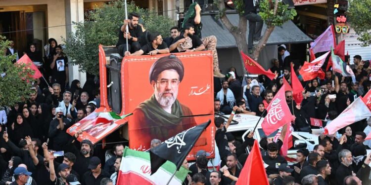 Mojtaba Khamenei’s First Leadership Test: Revenge or Negotiation?